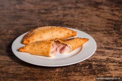 best empanada de jamon y queso near me
